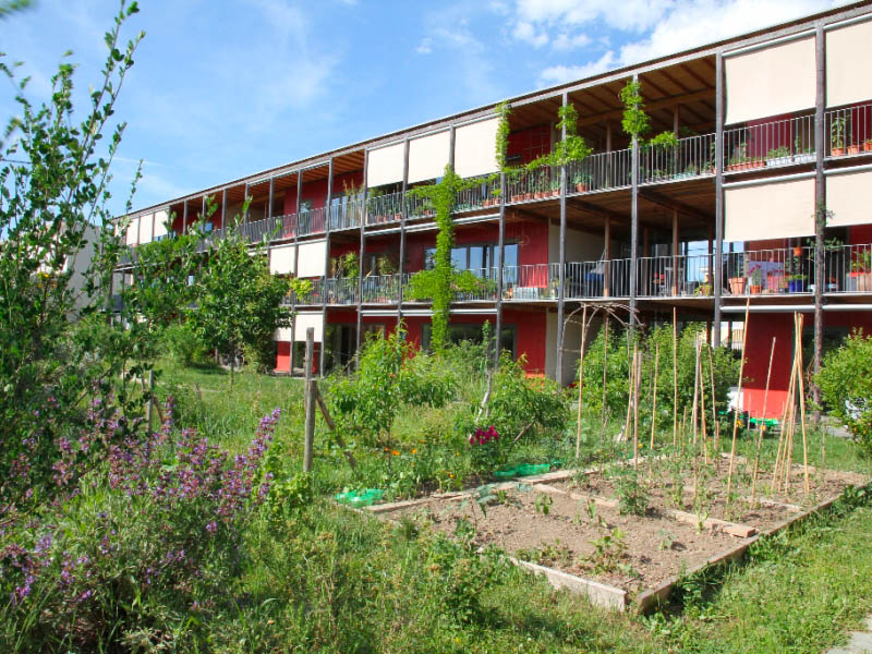 Vue d'un jardin de l'immeuble de la coopérative CODHA
