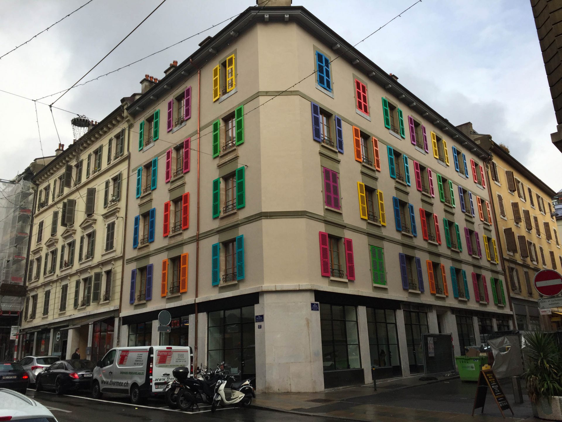 Façade de l'immeuble d'habitation de la rue Lissignol