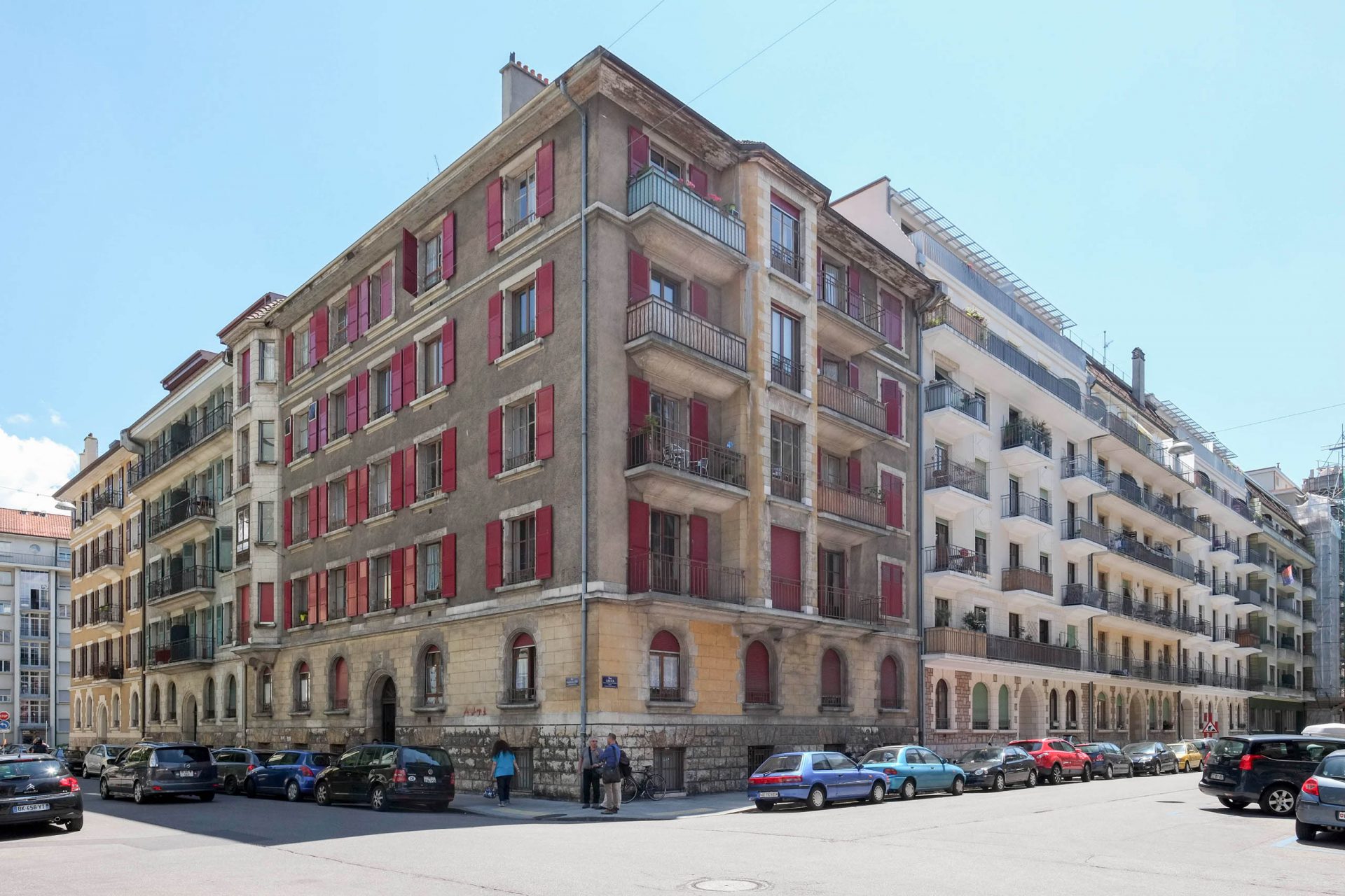Façade de l'immeuble d'habitation à la rue Henri-Frédéric-Amiel 5