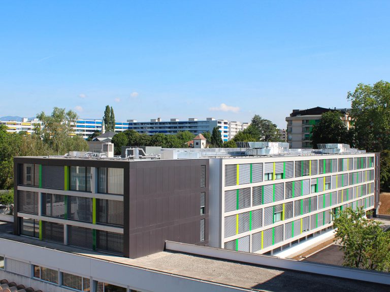Vue aérienne du bâtiment des Azalées à la MRPS