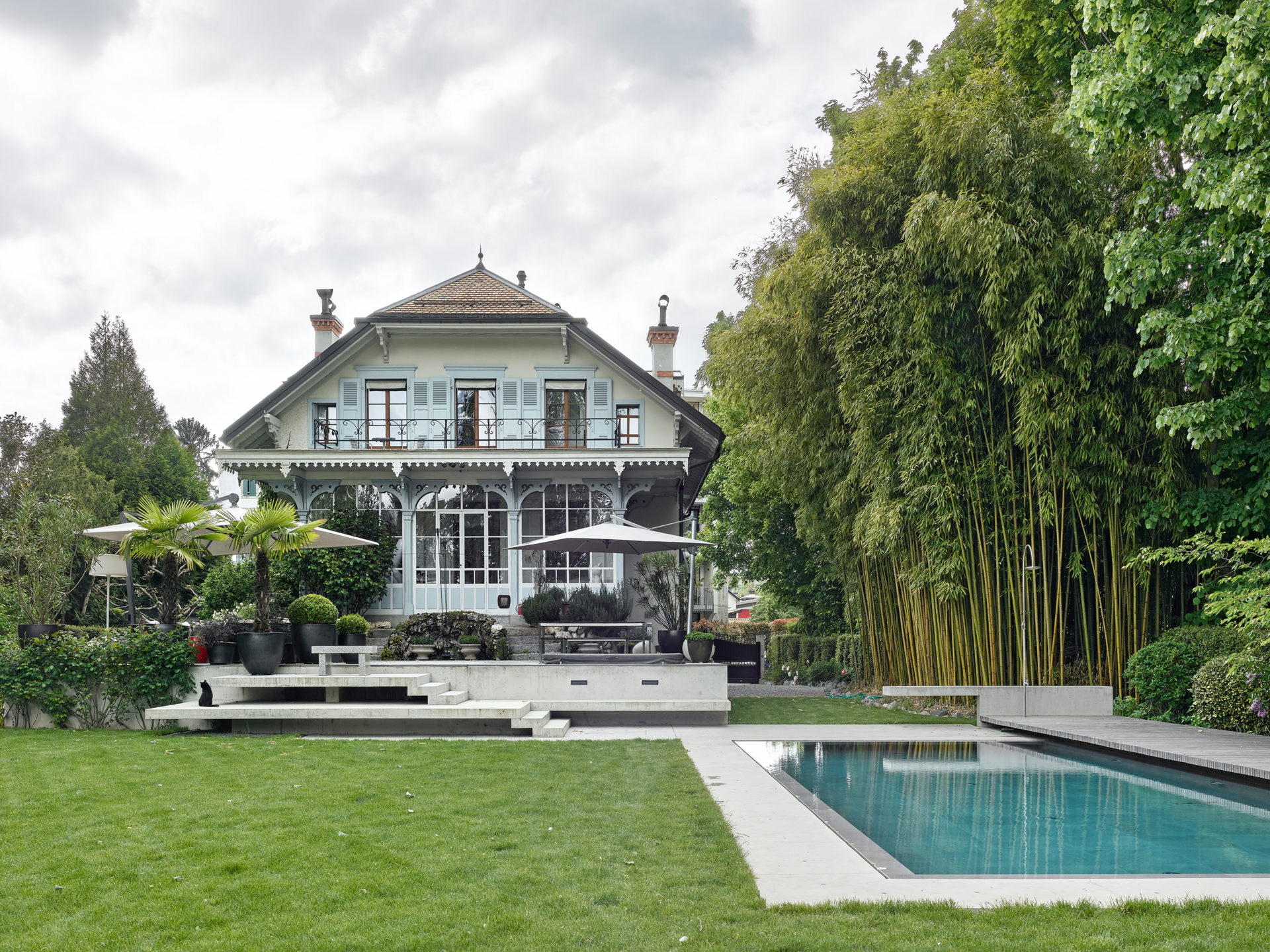 Piscine et Terrasse